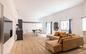 Charismatic Apartments In Copenhagen Old Town